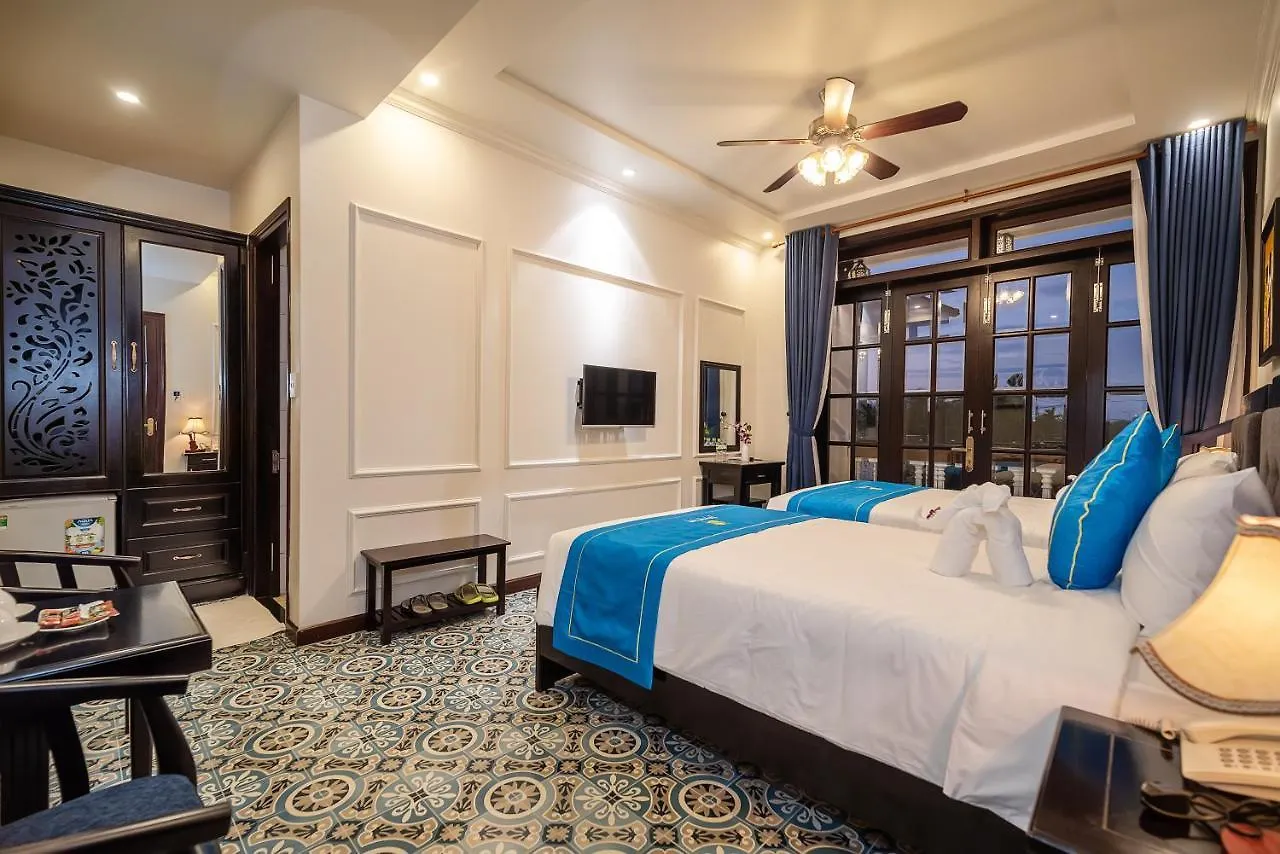 Hoi An Silverbell Villa  会安